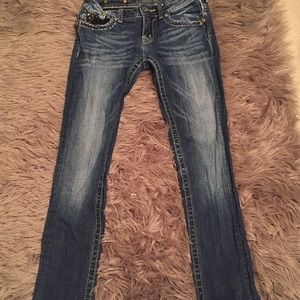 Buckle Miss me skinny jeans.